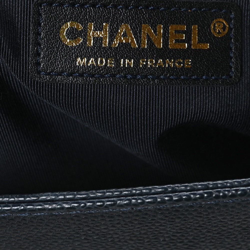 BNIB! VERY RARE! CHANEL BOY JUMBO Large Flap Messenger Shoulder Bag Black CAVIAR - Picture 7 of 17